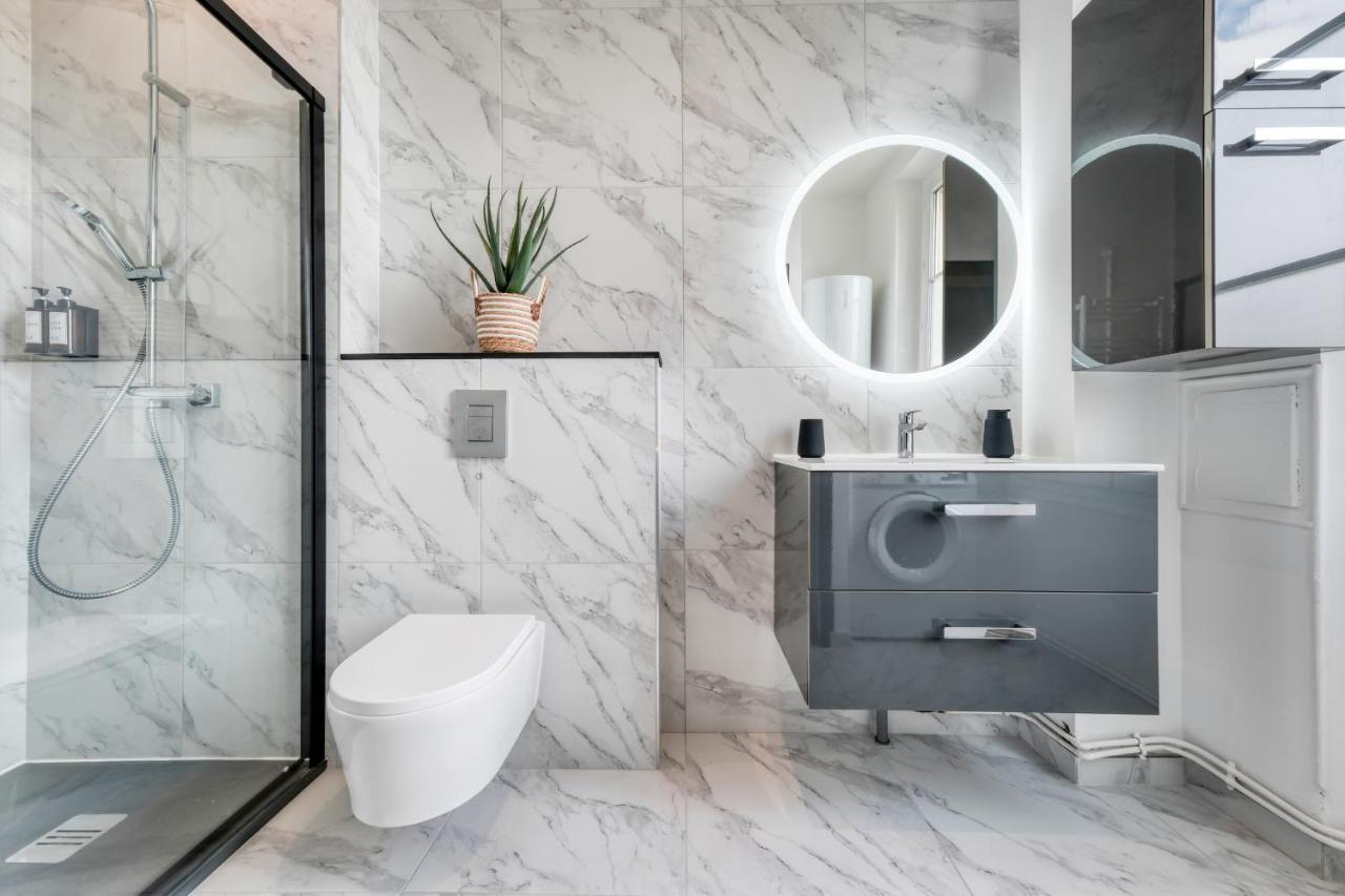 Apartamento Superbe 2 Pieces Avec Jacuzzi Privatif Face Gare Proche Cathedrale Chartres Exterior foto
